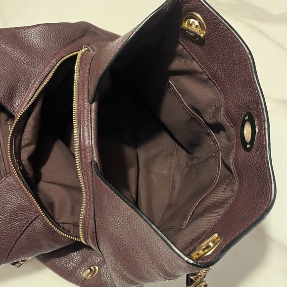 Coach Turnlock Edie Shoulder Bag 36855 Oxblood Pebbled Leather Chain Carryall - Picture 7 of 13